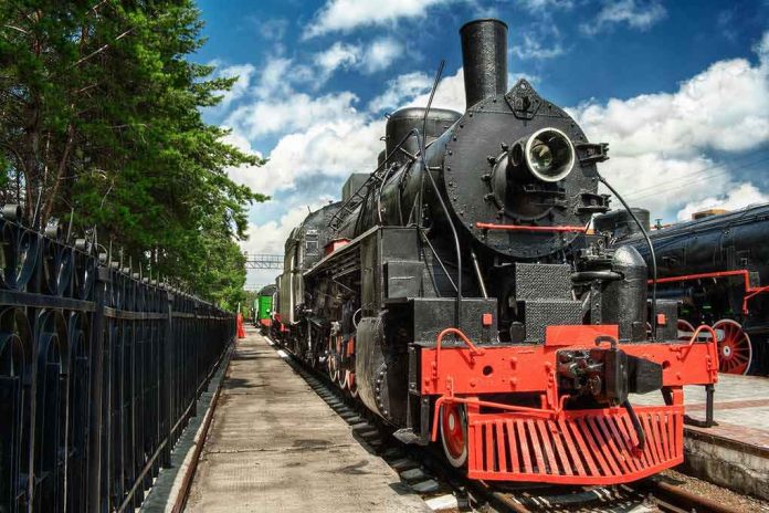shutterstock_150196445 Steam locomotive on display at a railway museum