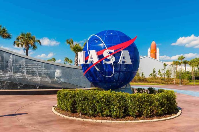 shutterstock_1141345862 NASA globe sign at visitor complex entrance